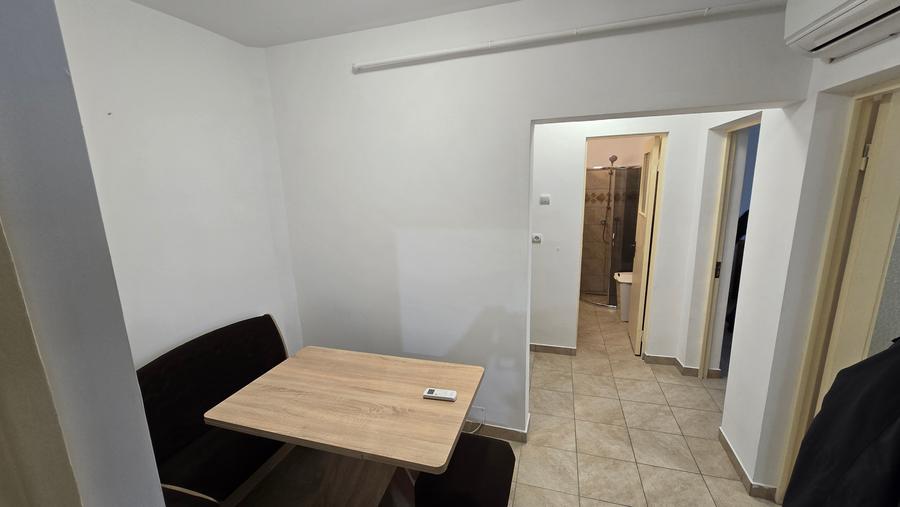 Apartament de vanzare  2 camere, renovat si mobilat complet,  central Focsani - 5