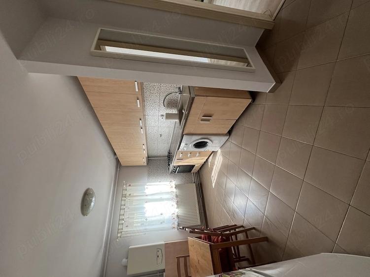 Apartament 3 camere de inchiriat - 1