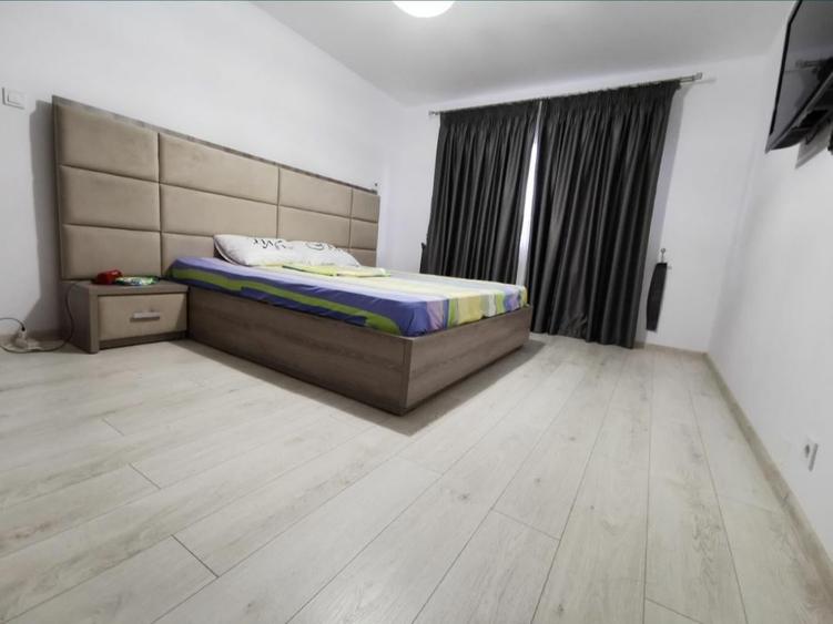 Garsonieră decomandată în Milcov