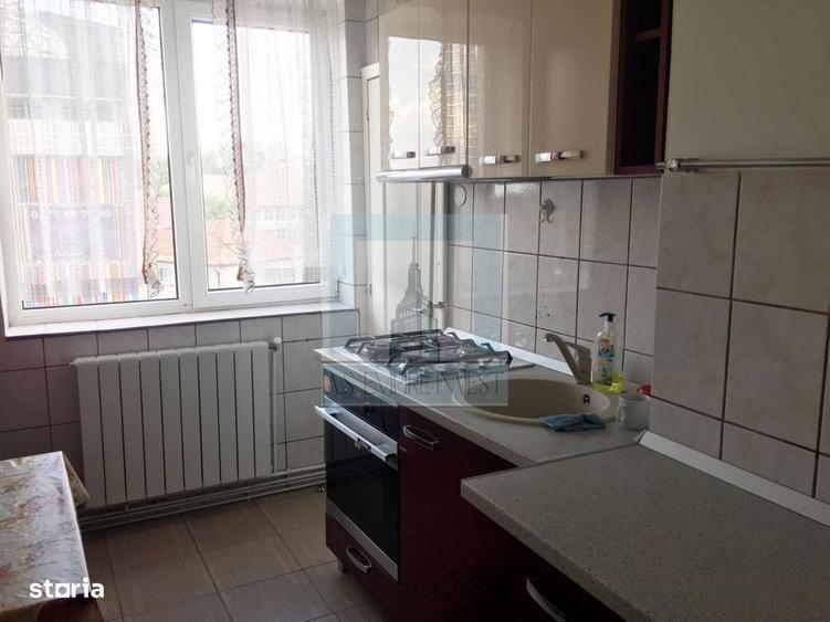 Apartament cu 2 camere decomandat în Centrul Civic