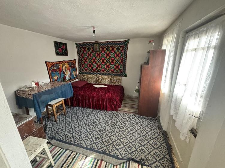 Casă cu 2 camere în Butanu