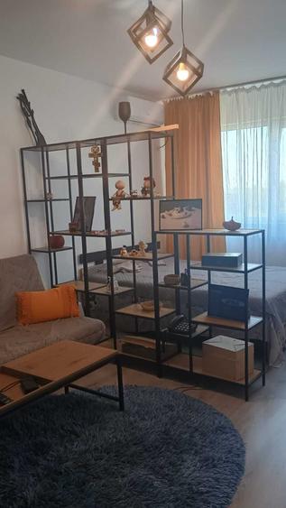 Garsonieră decomandată în Berceni