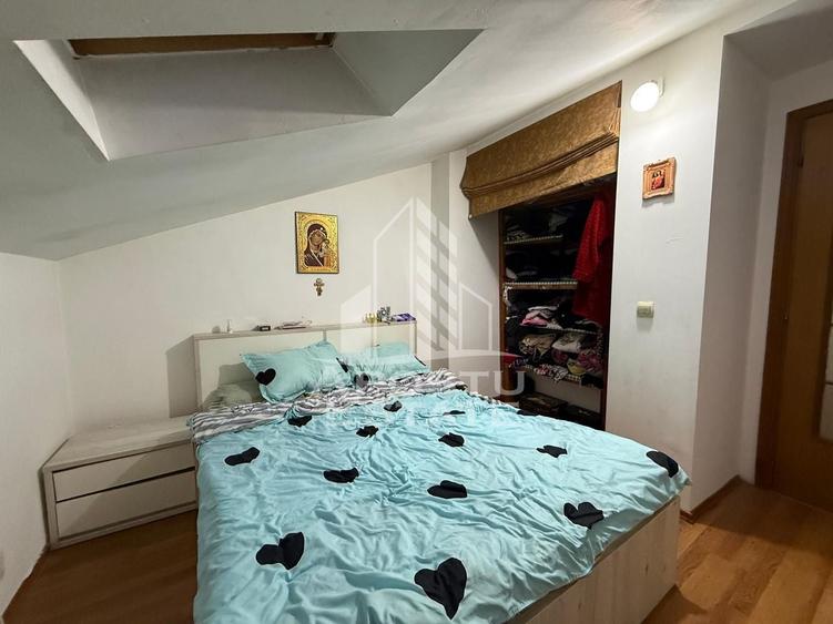 Casă individuală cu 7 camere cu Canalizare în Traian