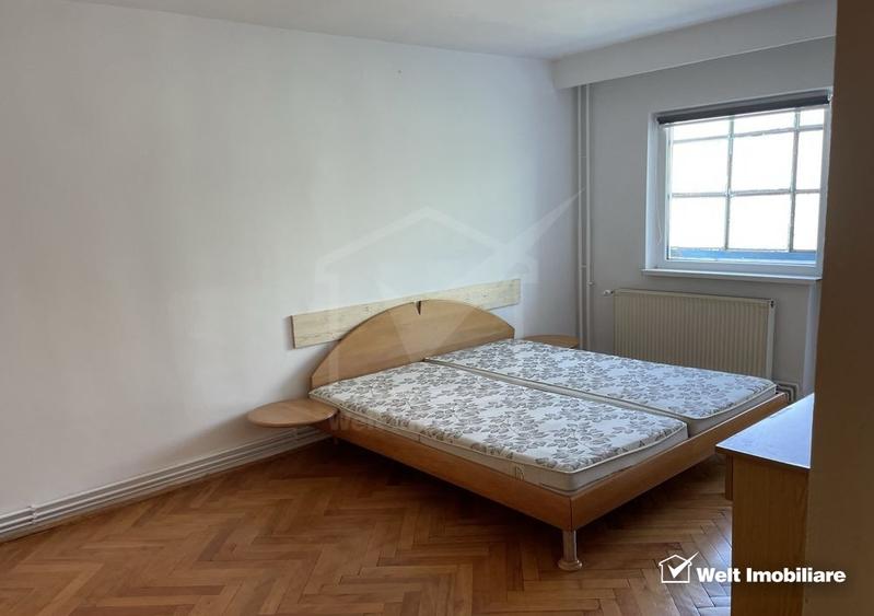 Apartament cu 3 camere, mobilat în Între Lacuri