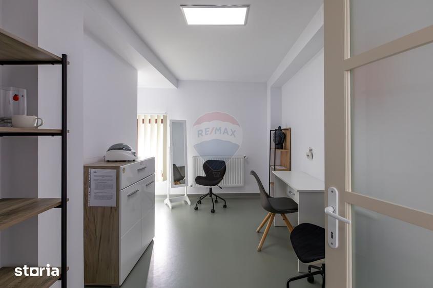 Spațiu comercial, de 828 mp, în Central