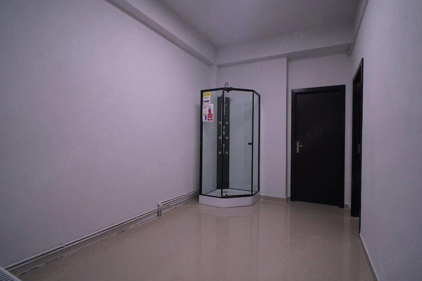 Spațiu comercial, de 120 mp, în Eremia