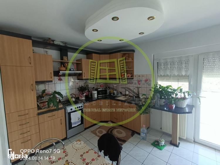 Casă cu 4 camere cu Teren 550 Mp în Central
