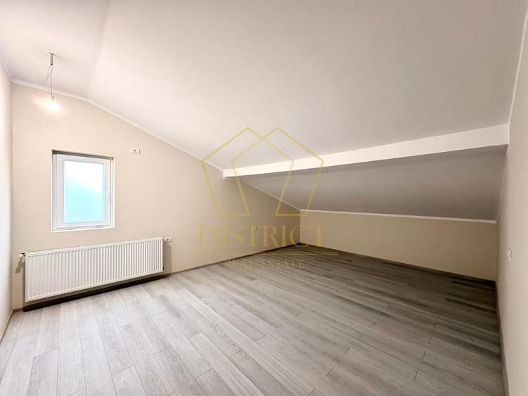 Duplex cu 4 camere cu Canalizare în Moșnița Veche