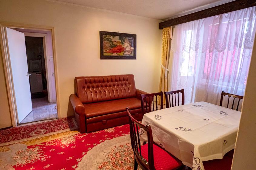 Apartament cu 2 camere semidecomandat în Central