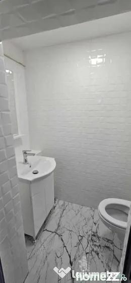 Apartament cu 4 camere semidecomandat în George Enescu