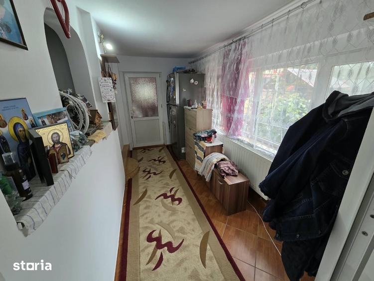 Casă cu 4 camere cu Teren 928 Mp în Mihail Kogălniceanu