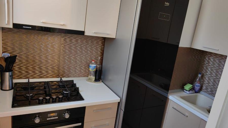 Apartament cu 3 camere decomandat în Primo
