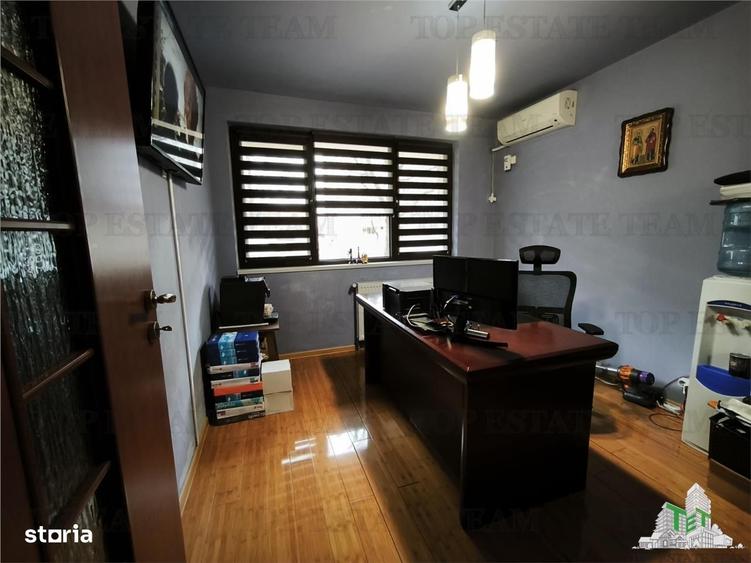 Apartament cu 3 camere semidecomandat în Giulești