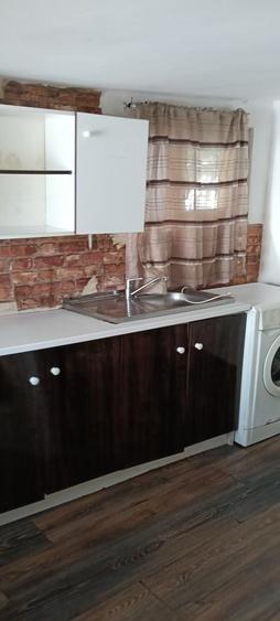 Casă cu 2 camere cu Teren 100 Mp în Exterior Vest