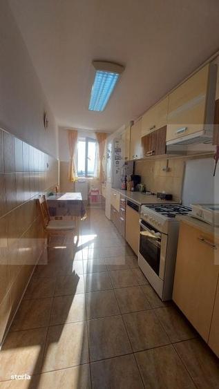 Apartament cu 3 camere decomandat în Gării
