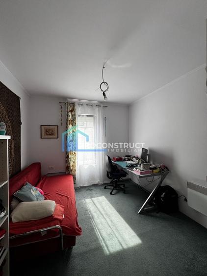 Duplex cu 4 camere cu Canalizare în Dumbrăvița