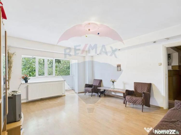 Apartament cu 4 camere decomandat în Ghermănești