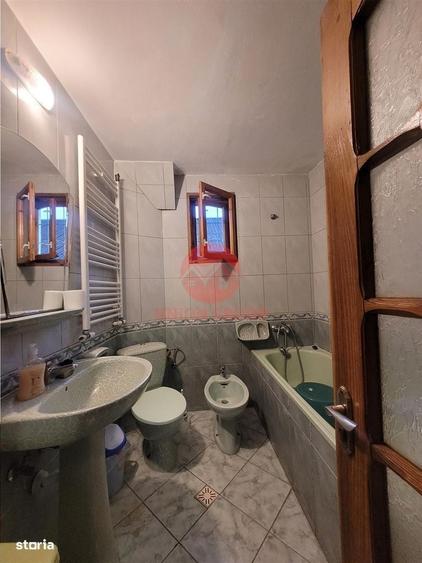 Spațiu comercial, de 300 mp, în Agigea