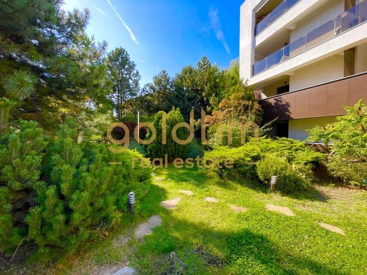 Apartament cu 3 camere decomandat, mobilat în Iancu Nicolae
