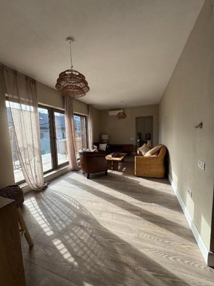Apartament cu 3 camere decomandat, mobilat în Gheorgheni