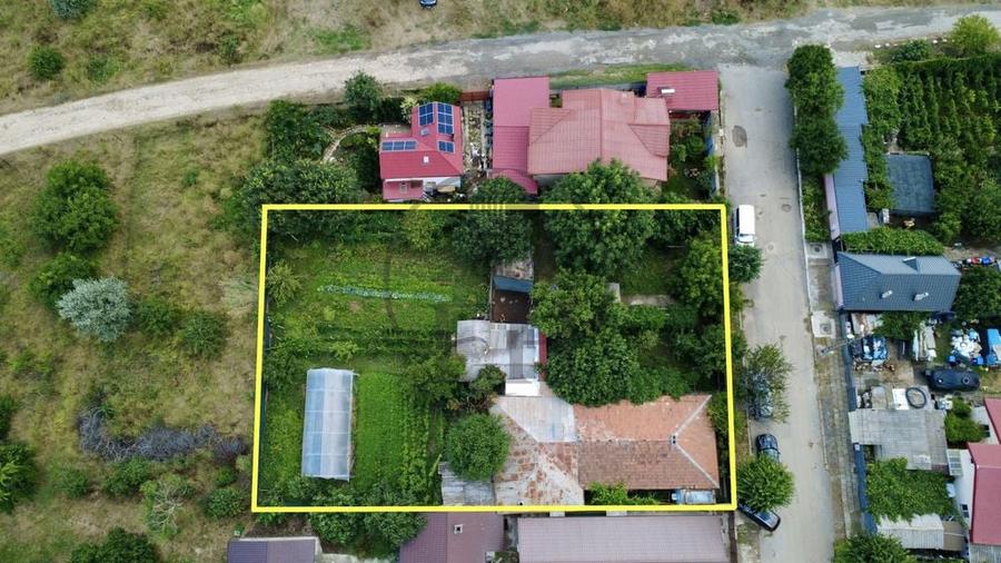 Casă cu 5 camere cu Teren 1190 Mp în Sud