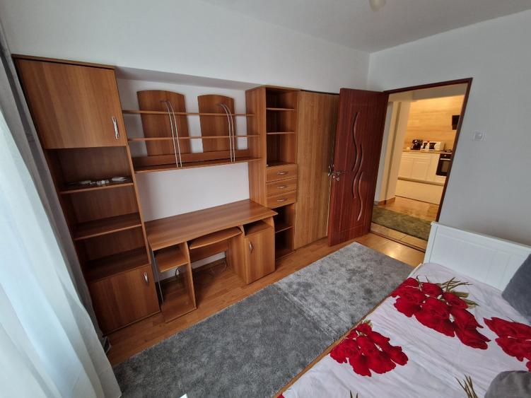 Vanzare apartament 3 camere, metrou Lujerului, renovat si reabilitat recent - 12