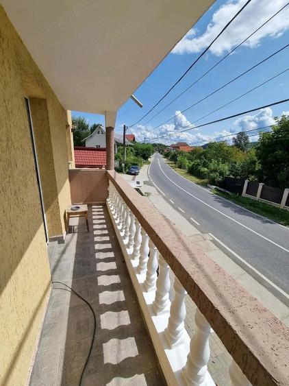 Casă cu 3 camere cu Teren 200 Mp în Priporu