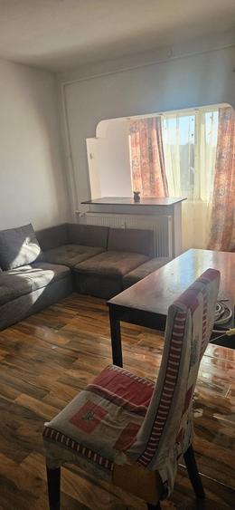 Garsonieră semidecomandată în Sud