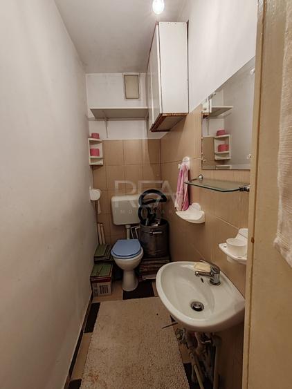 Apartament cu 3 camere decomandat în Drumul Taberei