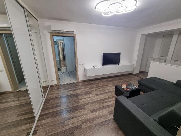 Apartament cu 2 camere semidecomandat în Dristor
