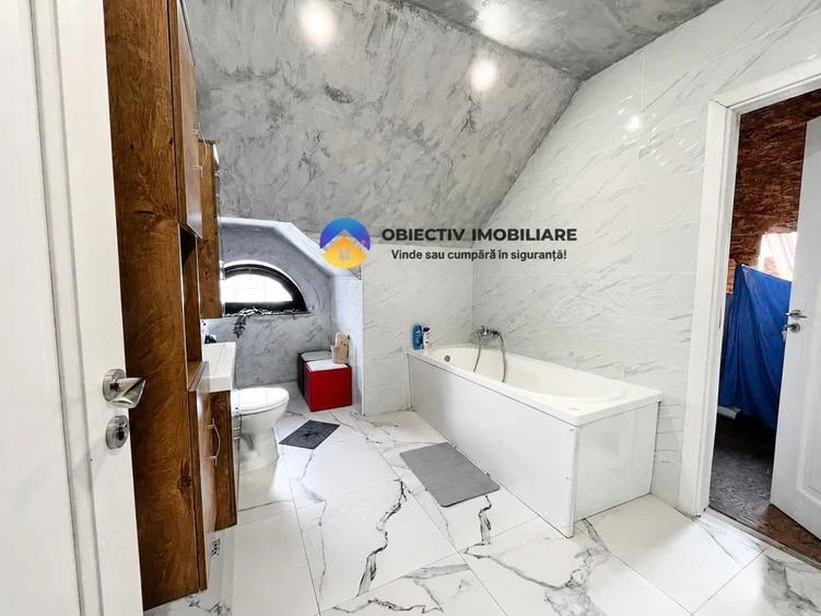 Casă cu Teren 3478 Mp în Girov