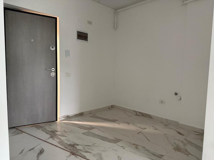 Apartament 2 camere decomandat. - 2