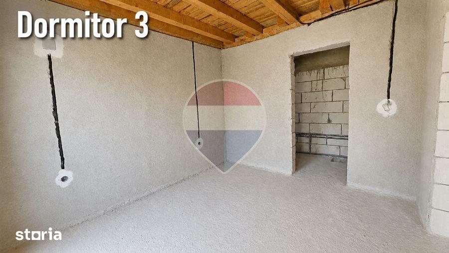 Casă cu 5 camere cu Teren 200 Mp în Poiana Țapului