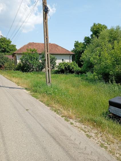 Teren de 200 mp, în Exterior Vest