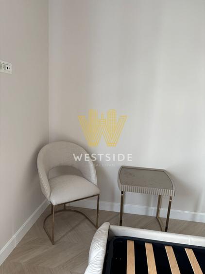 Apartament cu 3 camere decomandat, mobilat în Aradului