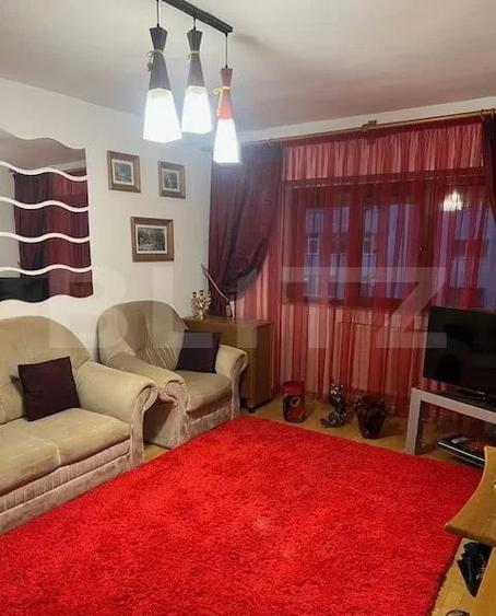 Apartament cu 3 camere decomandat, mobilat în Păcurari