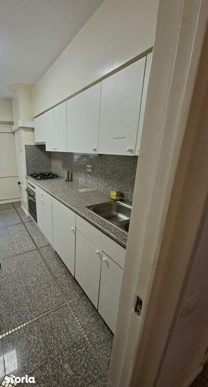 Apartament cu 3 camere în Centrul Istoric