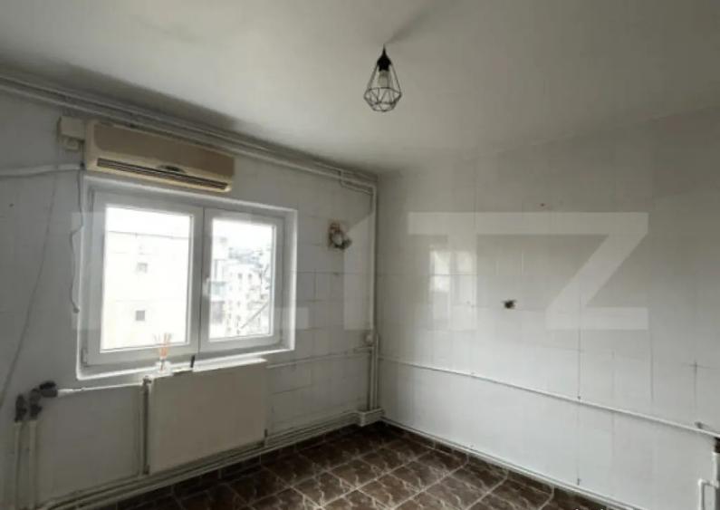 Apartament cu 3 camere decomandat în Brâncoveanu