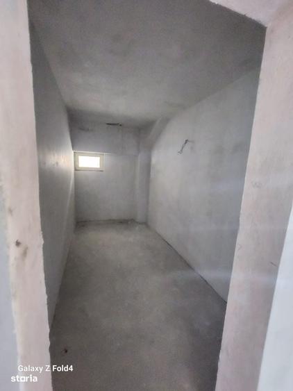 Casă cu 4 camere cu Teren 390 Mp în Independenței