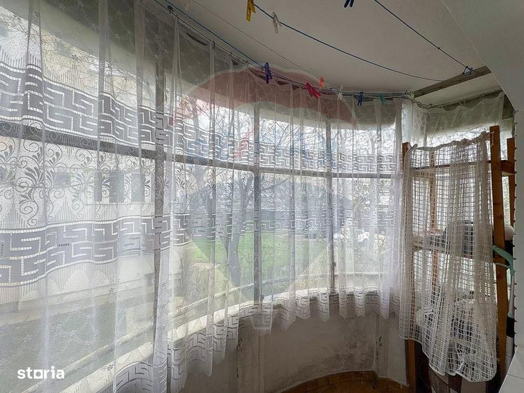 Apartament cu 2 camere, mobilat în Central