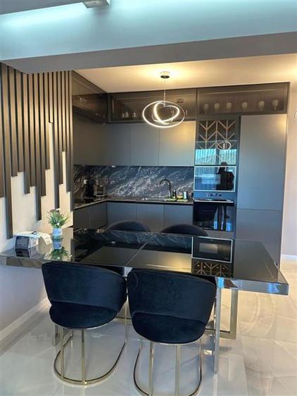 Apartament cu 2 camere semidecomandat, mobilat în Zorilor