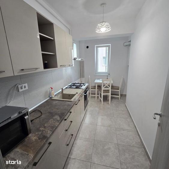 Apartament cu 2 camere decomandat în Podei