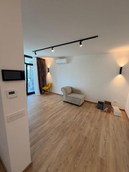 Apartament cu 2 camere decomandat în Circumvalațiunii
