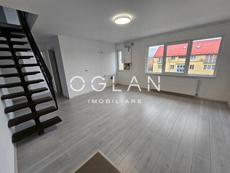 Apartament cu 4 camere decomandat în Mihai Viteazul