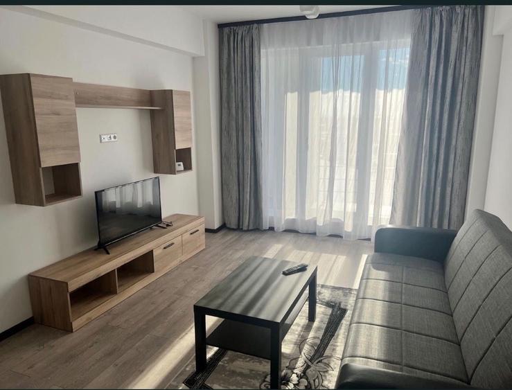 Apartament cu 2 camere decomandat în Micro 6