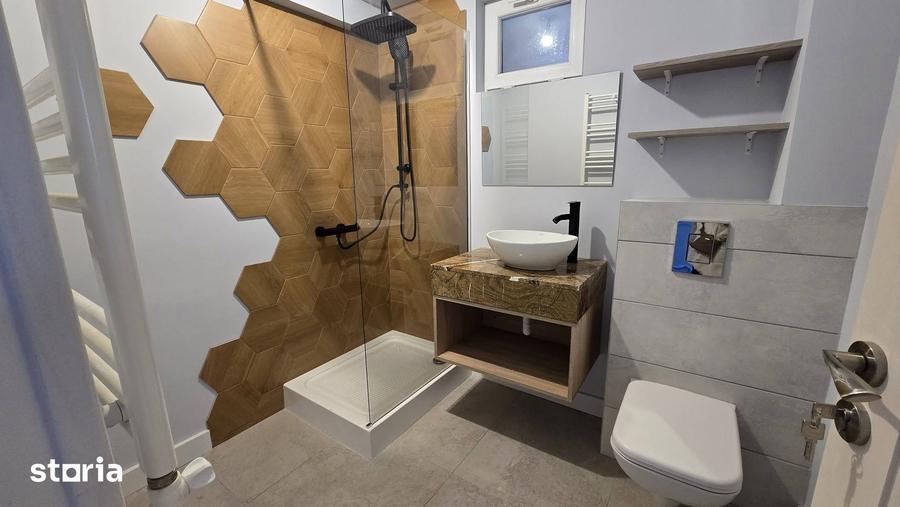 Casă cu 4 camere cu Teren 400 Mp în Rediu