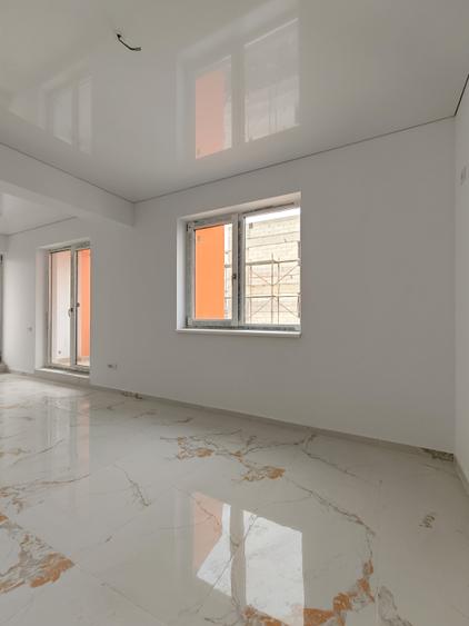 Apartament cu 3 camere decomandat în Dobroești