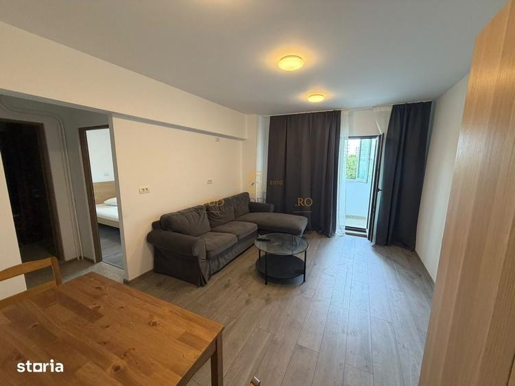 Apartament cu 4 camere decomandat în Berceni