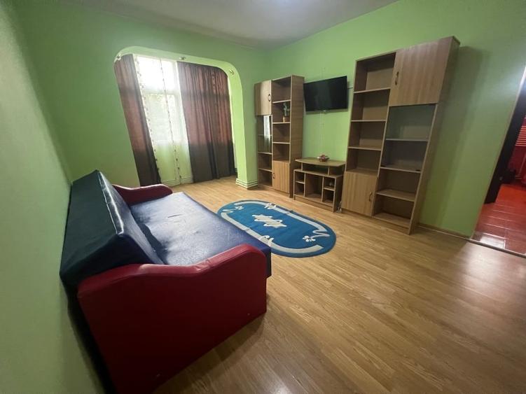 Apartament cu 2 camere decomandat în Central