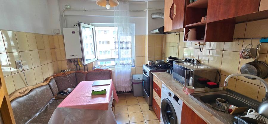 INTABULAT Apartament 3 camere DECOMANDAT, 70 mp, et intermediar - 2
